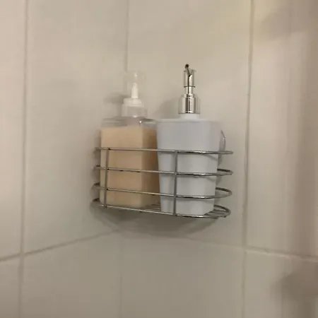 Le studio cozy a 3min à pied de la gare et du tramway
