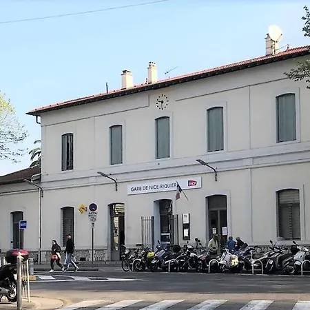 Apartment Le Studio Cozy A 3Min A Pied De La Gare Et Du Tramway